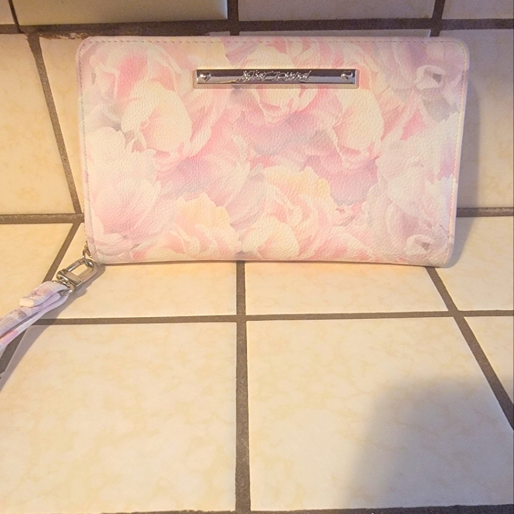 Betsy Johnson leather wallet NWOT